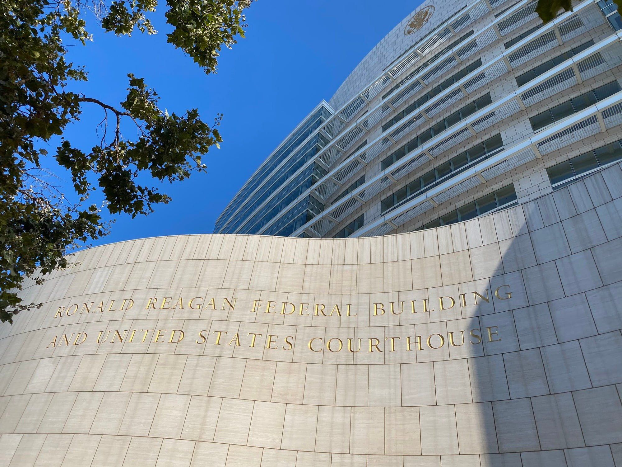 Edificio Federale – California