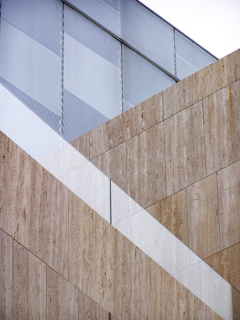 Travertine tiles facade MACA
